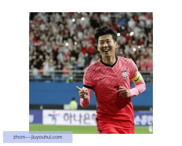 孙兴慜在韩国国家队训练营亲授年轻球员精准传中秘诀